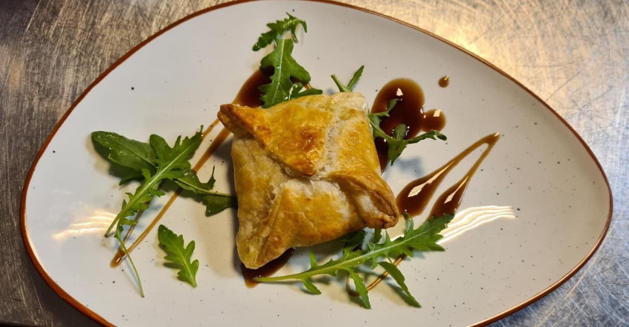 Hotel Brasserie De Kroon غولبين المظهر الخارجي الصورة